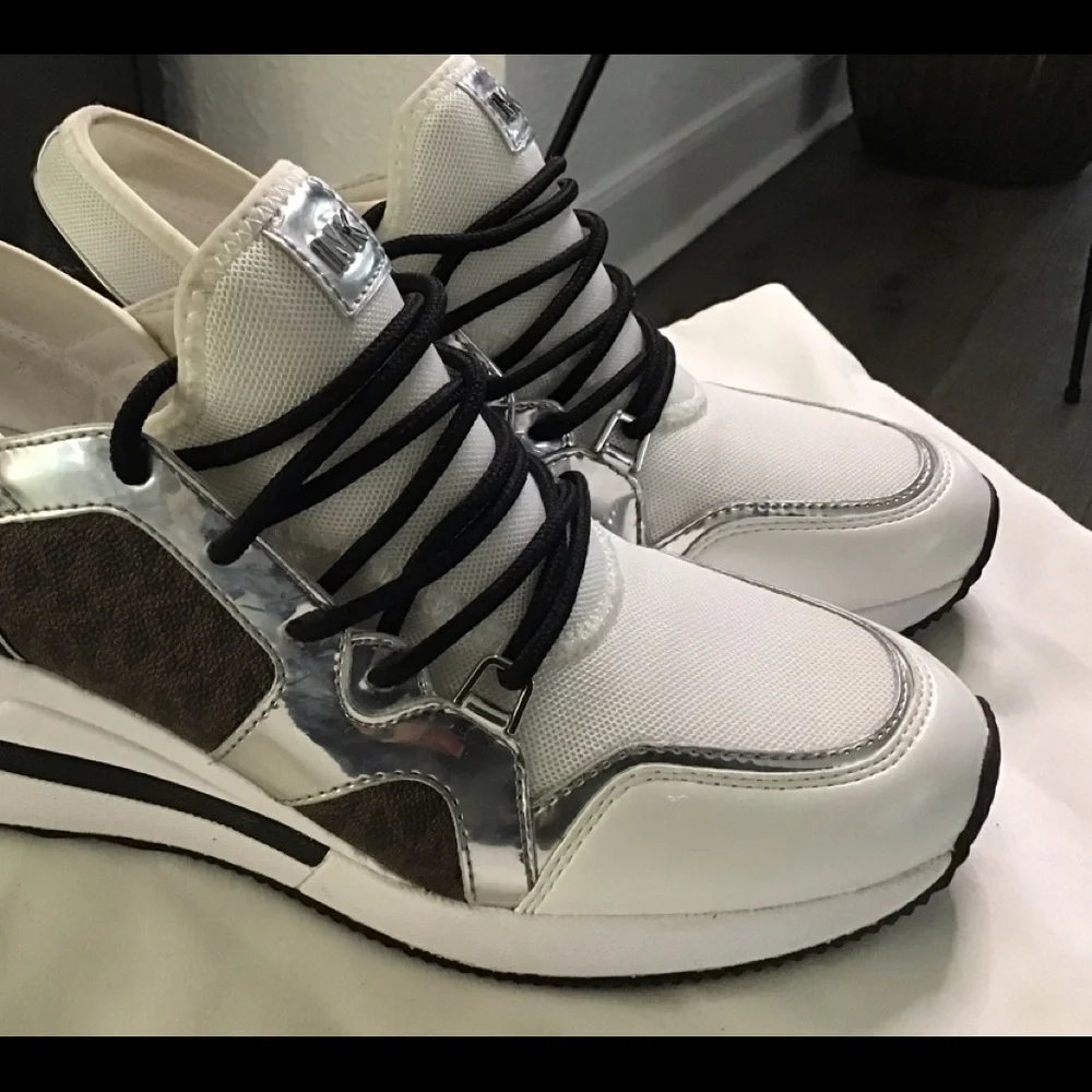 Michael Kors Wedge Sneakers Sz 8 M